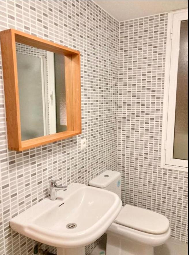 Apartamentos Playa Misericordias Málaga Buitenkant foto