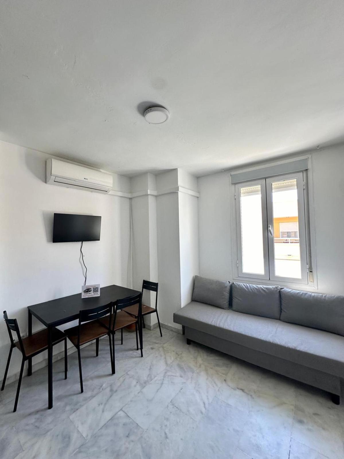 Apartamentos Playa Misericordias Málaga Buitenkant foto